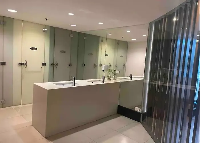Gora In Avant Bgc Parking With Fee Apartment